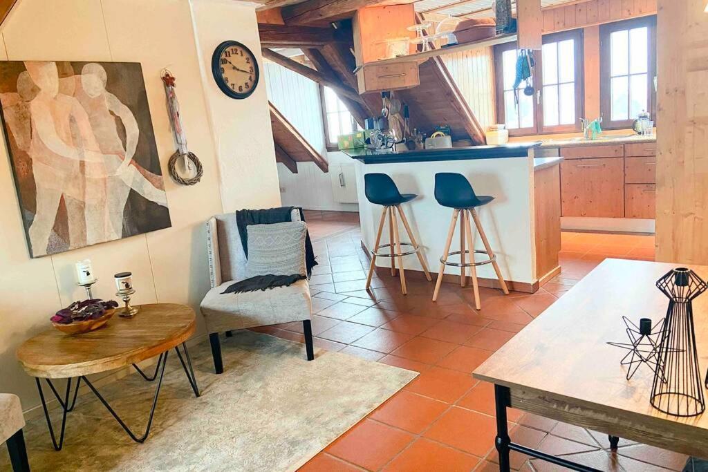 Romantische Ferienwohnung mit Nähe zum See Oberteuringen Exterior foto